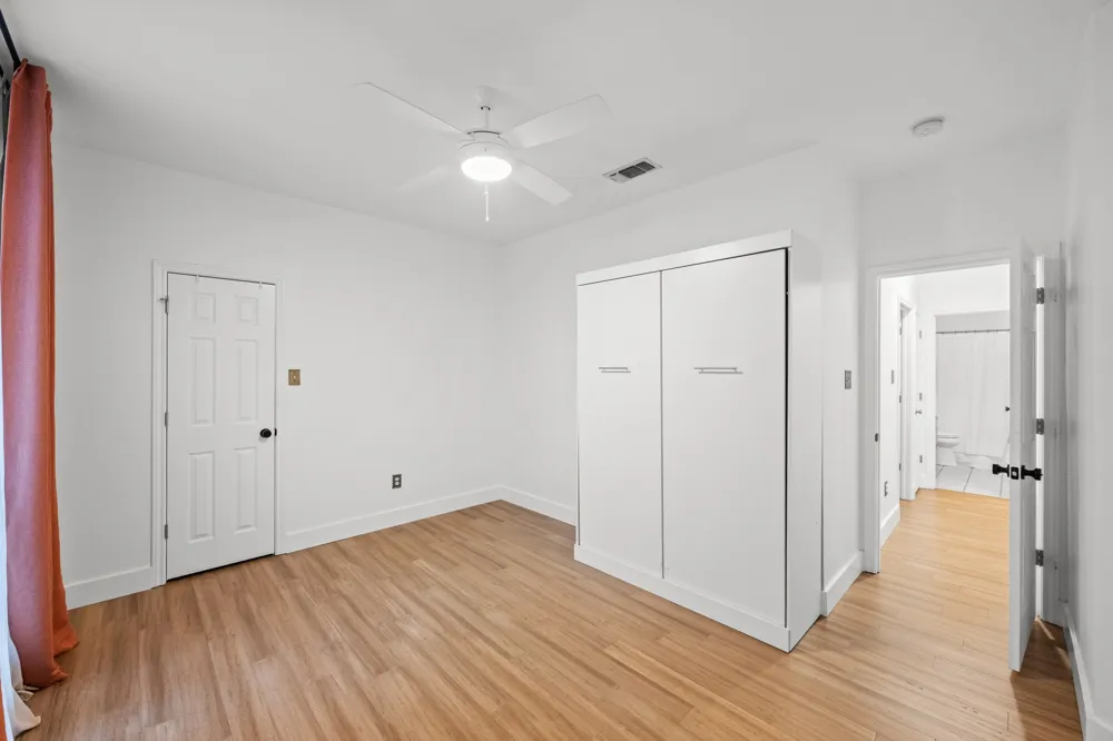 182 Elm Wood Drive Elgin, TX 78621