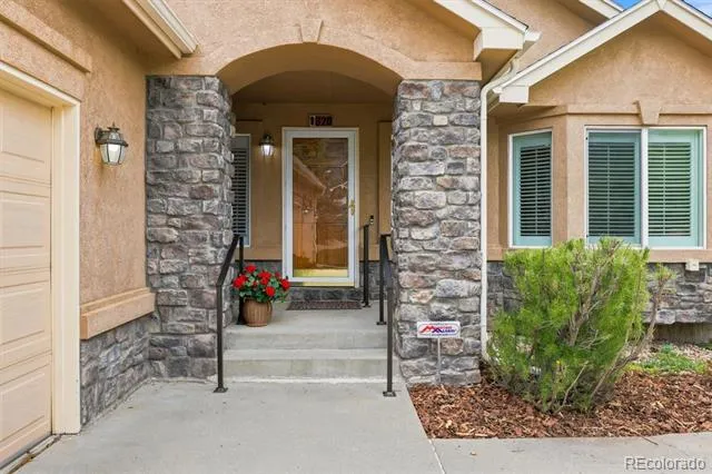 820 Fox Hollow Lane Golden, CO 80401