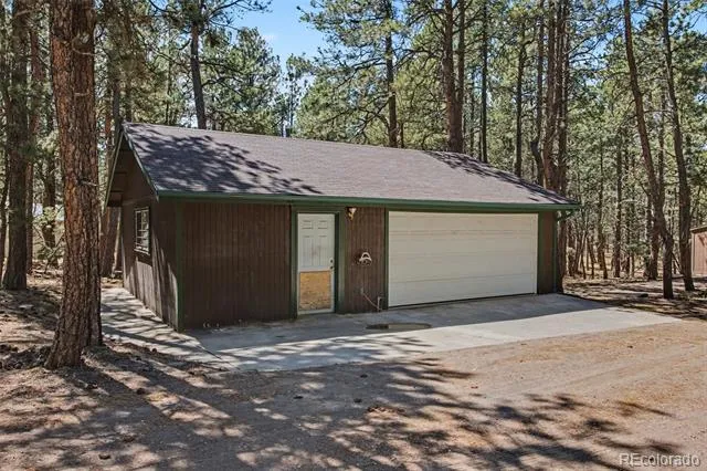 3375 Pinehurst Circle Colorado Springs, CO 80908