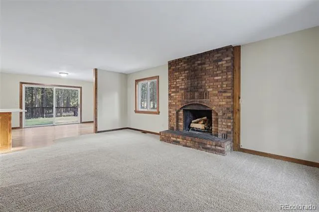 3375 Pinehurst Circle Colorado Springs, CO 80908