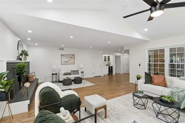 7007 E Hinsdale Avenue Englewood, CO 80112