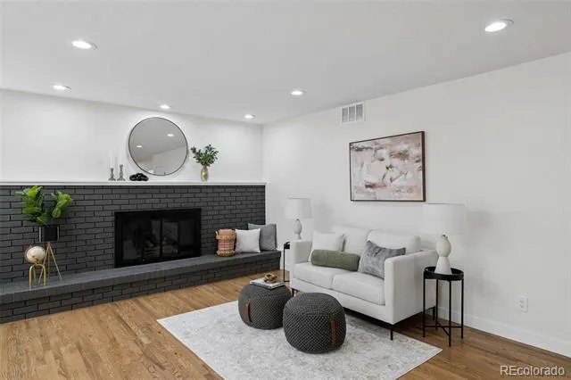 7007 E Hinsdale Avenue Englewood, CO 80112
