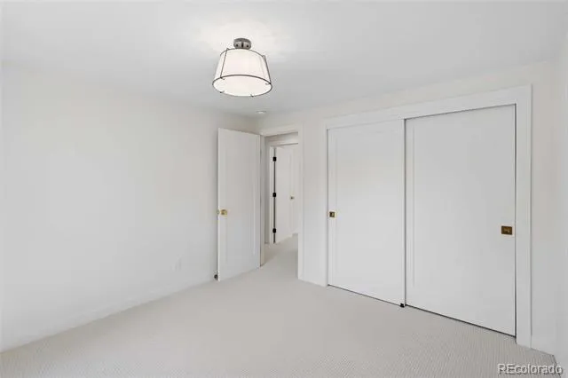 7007 E Hinsdale Avenue Englewood, CO 80112
