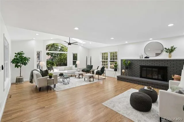 7007 E Hinsdale Avenue Englewood, CO 80112