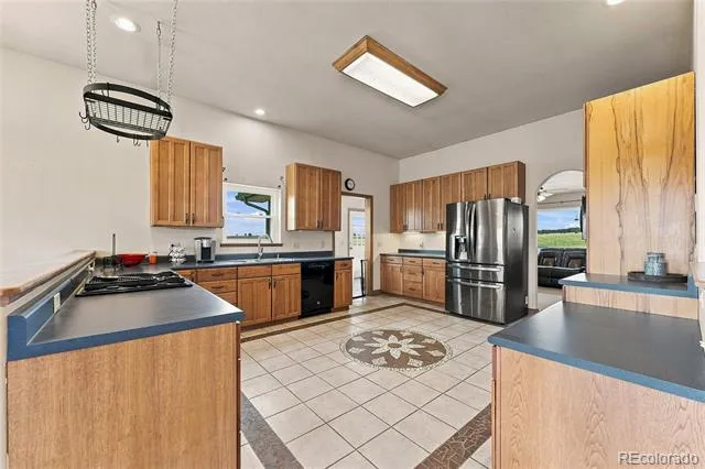 5517 County Road 124 Elizabeth, CO 80107