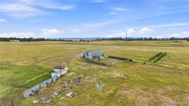 5517 County Road 124 Elizabeth, CO 80107