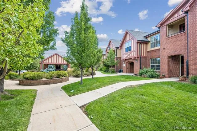 1379 Charles Drive #D5 Longmont, CO 80503
