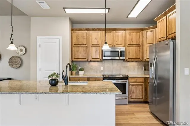 1379 Charles Drive #D5 Longmont, CO 80503