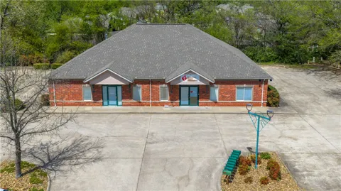 108 E Sunbridge Drive