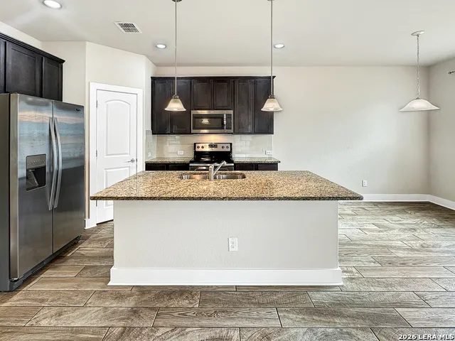712 Gristmill #18B New Braunfels, TX 78130
