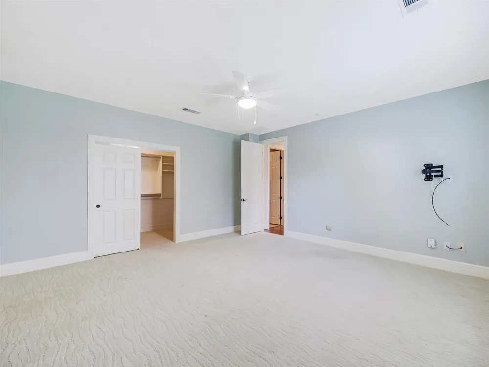 9813 Cypress Street Denton, TX 76207