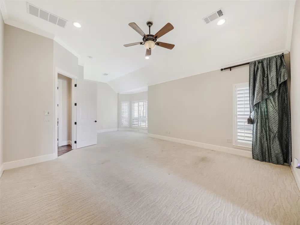 9813 Cypress Street Denton, TX 76207