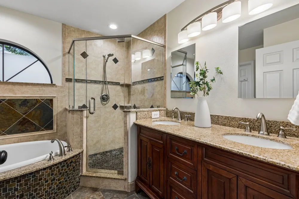 1015 Sandy Creek Drive Allen, TX 75002