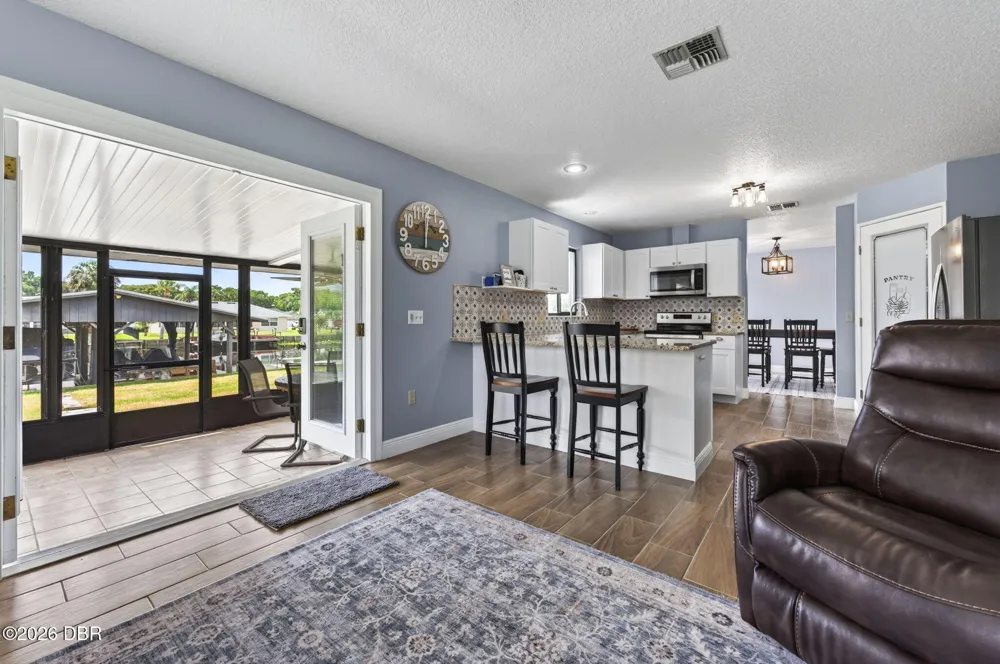 1613 Juno Trail Astor, FL 32102
