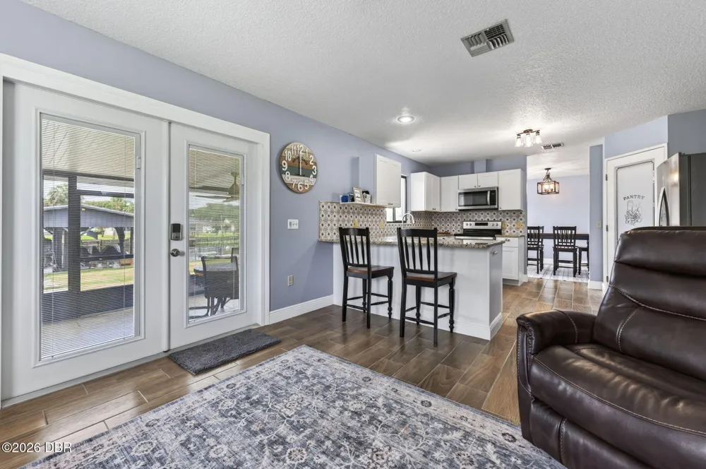1613 Juno Trail Astor, FL 32102