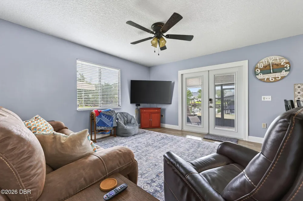 1613 Juno Trail Astor, FL 32102