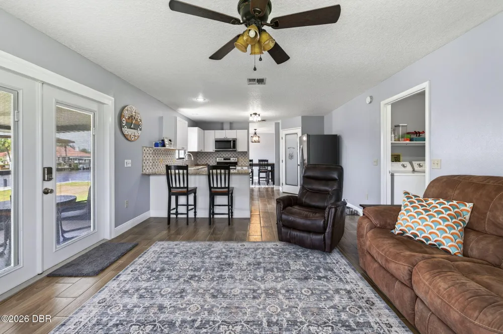 1613 Juno Trail Astor, FL 32102