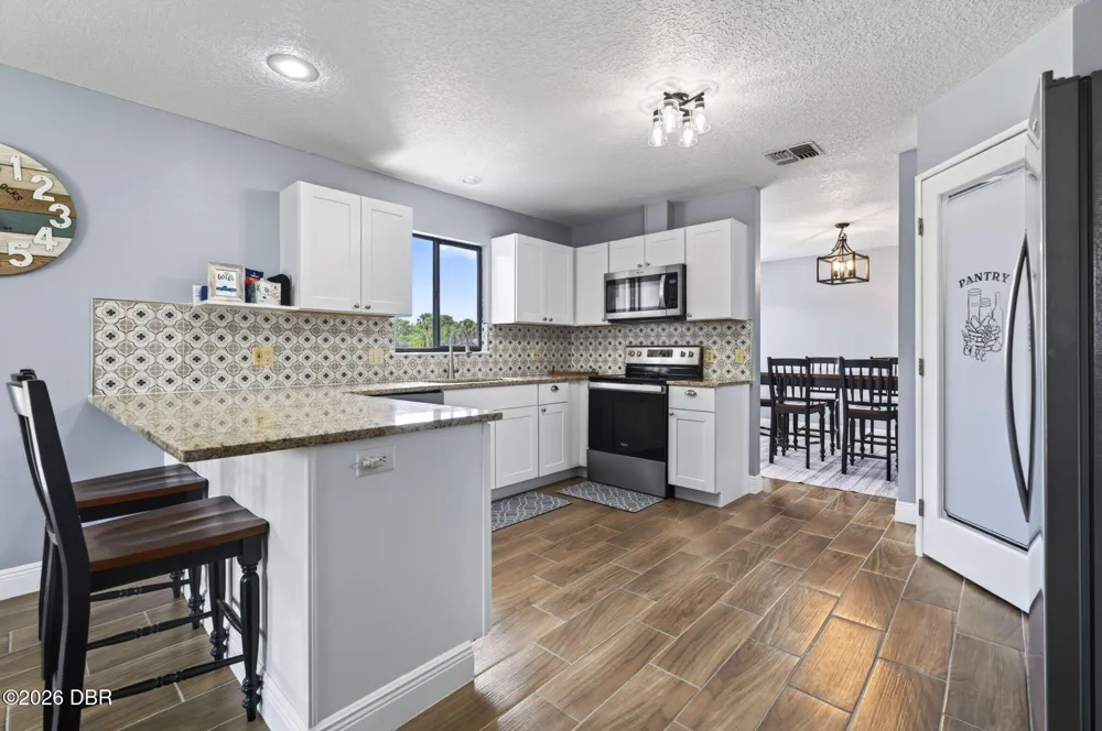 1613 Juno Trail Astor, FL 32102