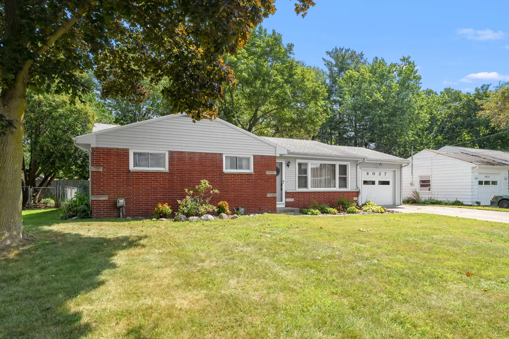 8027 Waylee Street Portage, MI 49002