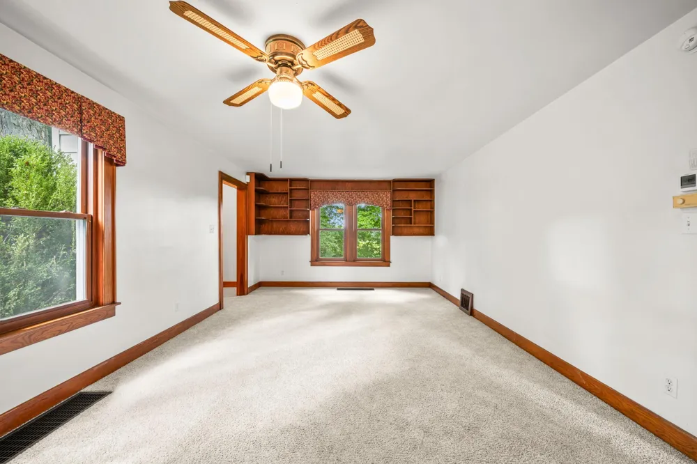1815 E Glendora Road Buchanan, MI 49107