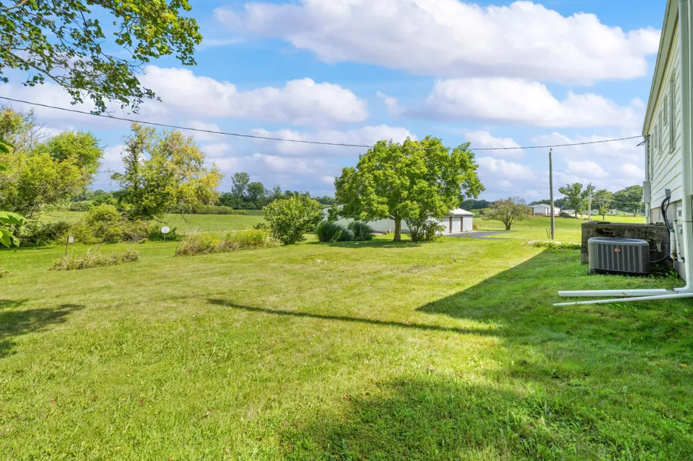 1815 E Glendora Road Buchanan, MI 49107