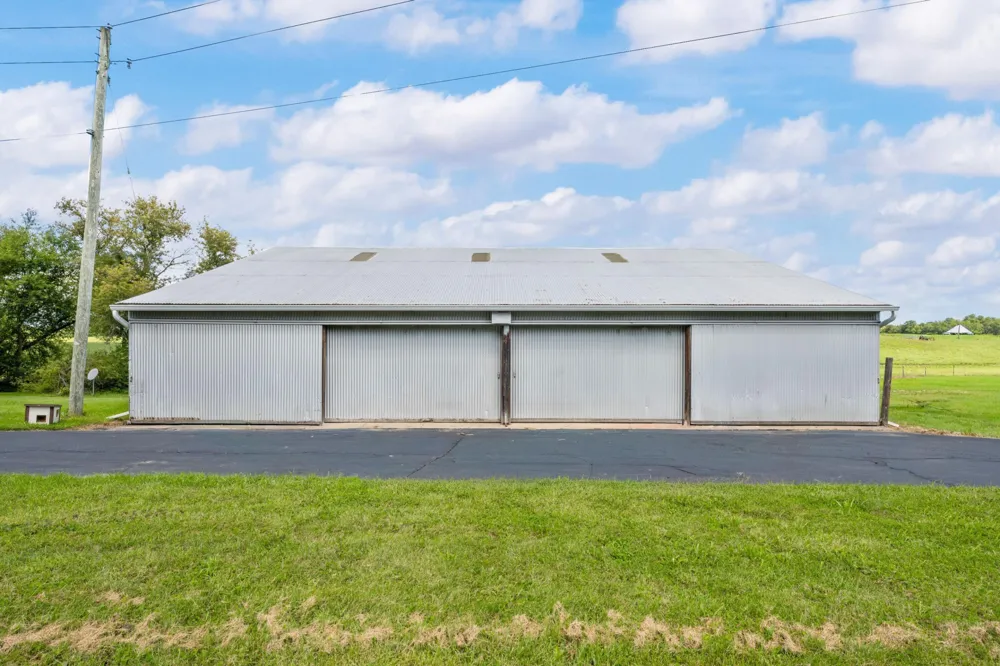 1815 E Glendora Road Buchanan, MI 49107