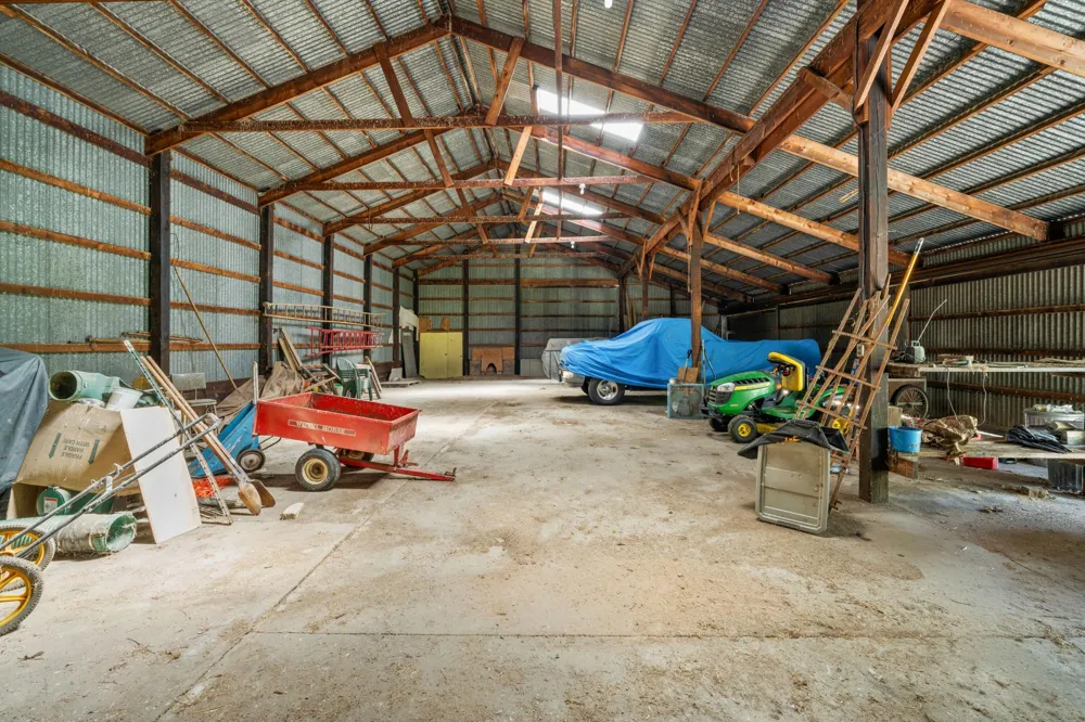 1815 E Glendora Road Buchanan, MI 49107