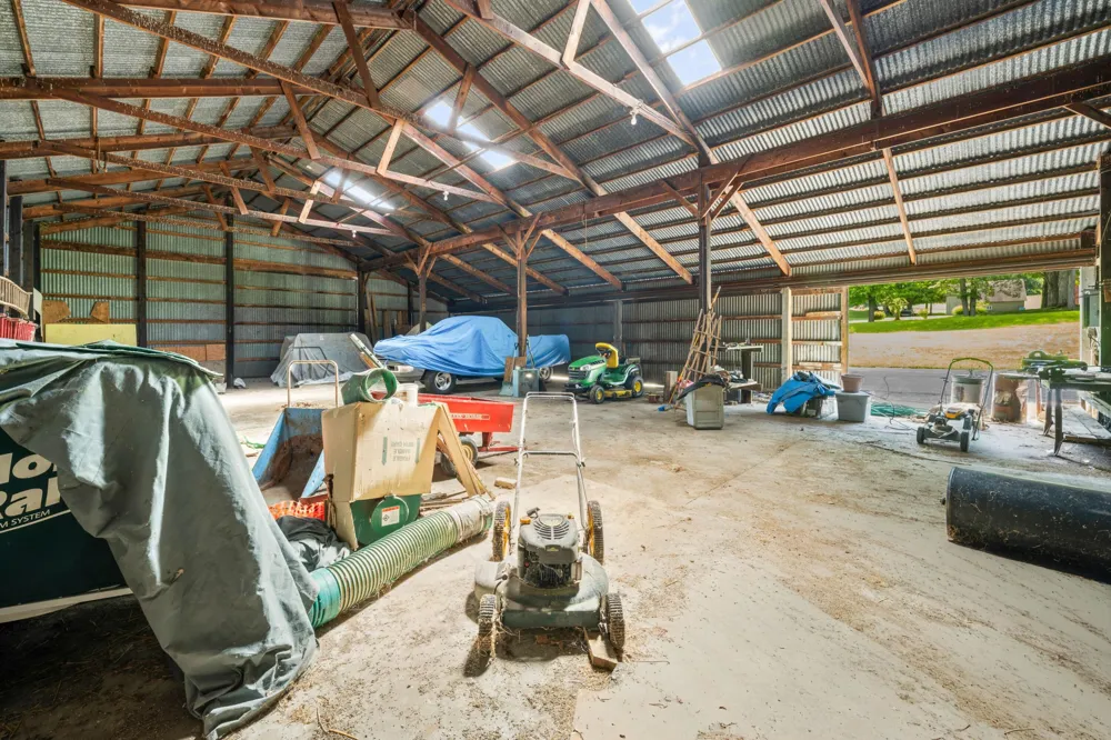 1815 E Glendora Road Buchanan, MI 49107