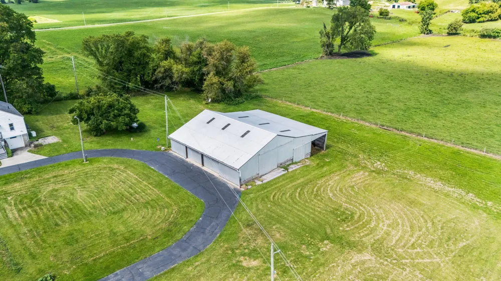1815 E Glendora Road Buchanan, MI 49107