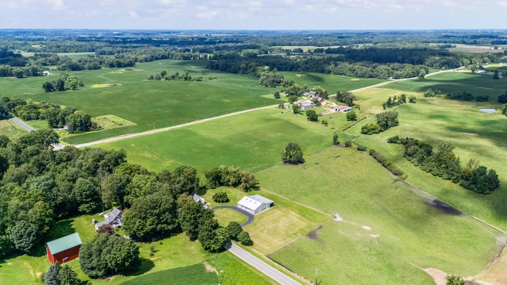 1815 E Glendora Road Buchanan, MI 49107