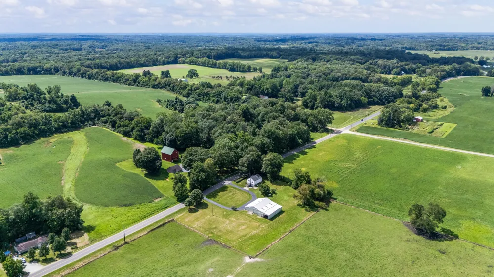 1815 E Glendora Road Buchanan, MI 49107