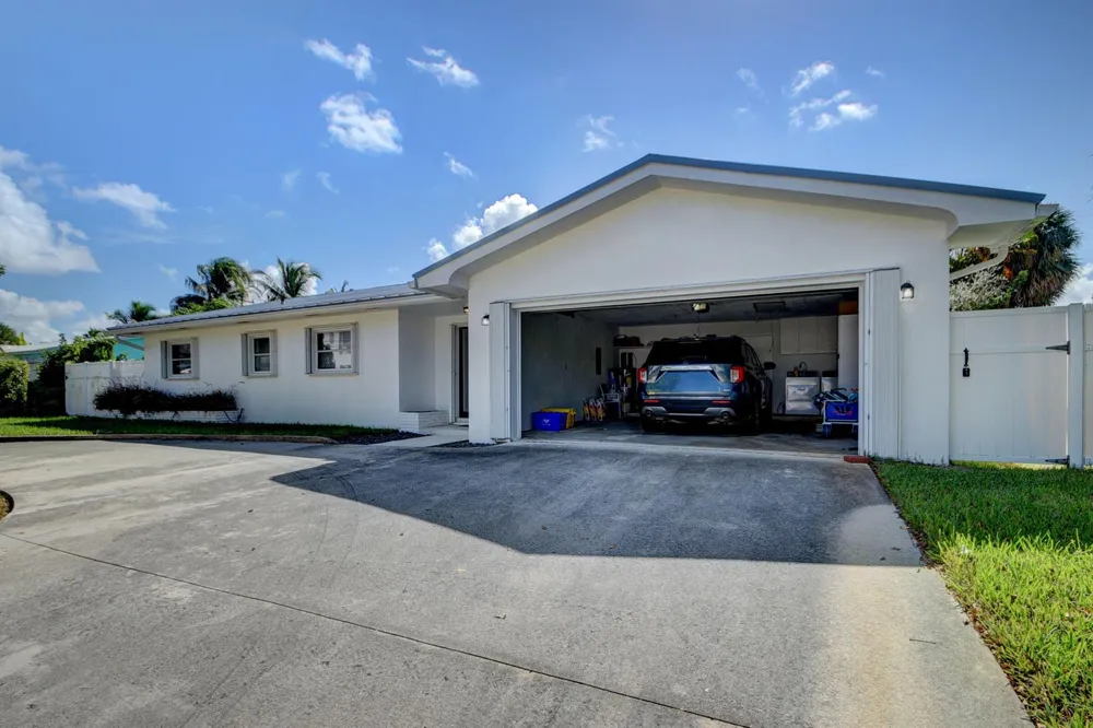 1171 Bimini Lane Singer Island, FL 33404