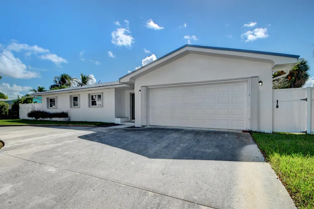 1171 Bimini Lane Singer Island, FL 33404