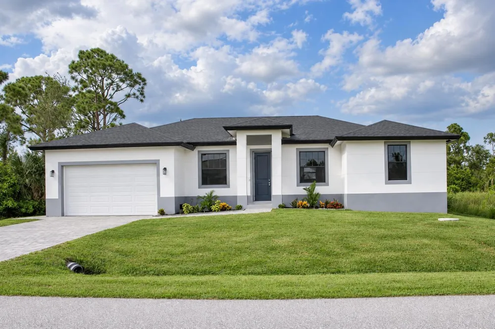 15633 LAKELAND CIRCLE Port Charlotte, FL 33981