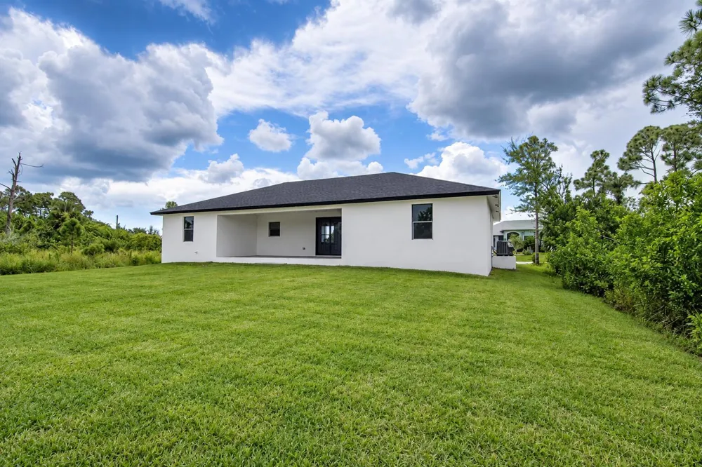 15633 LAKELAND CIRCLE Port Charlotte, FL 33981