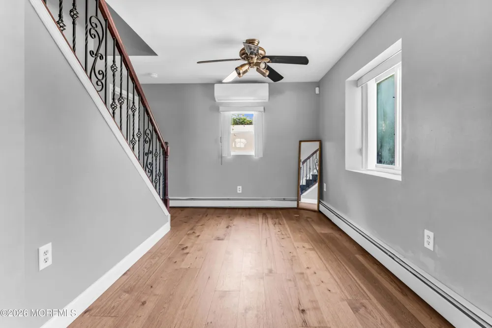 12 Jacobson Street Sayreville, NJ 08872