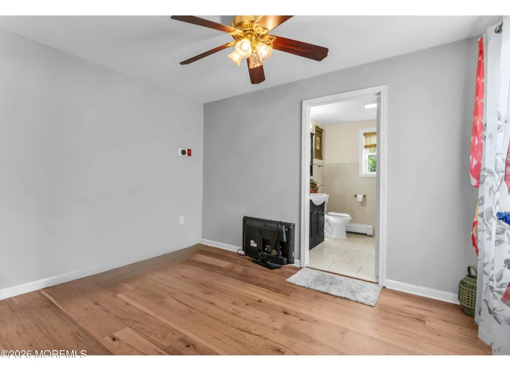 12 Jacobson Street Sayreville, NJ 08872