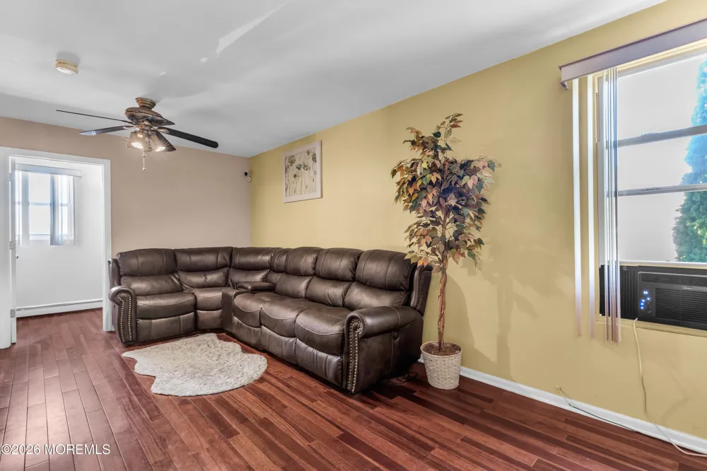 12 Jacobson Street Sayreville, NJ 08872