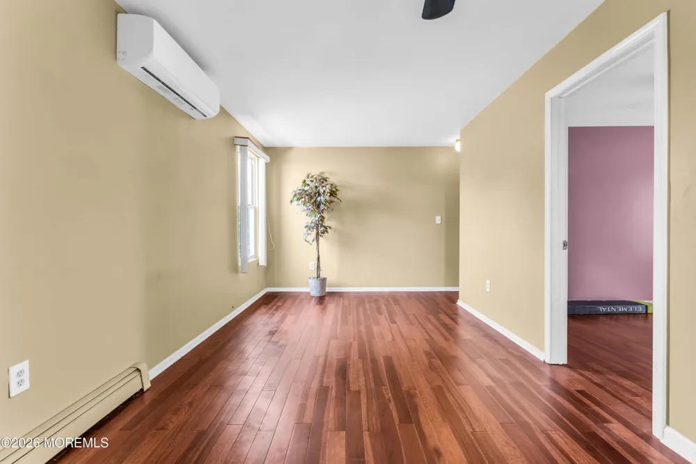 12 Jacobson Street Sayreville, NJ 08872