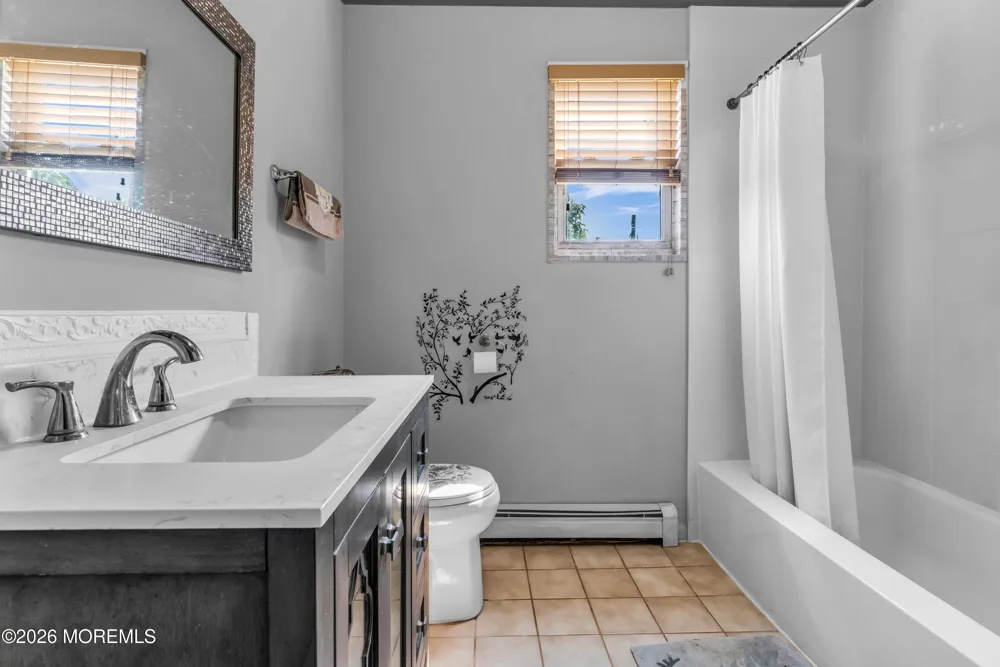 12 Jacobson Street Sayreville, NJ 08872
