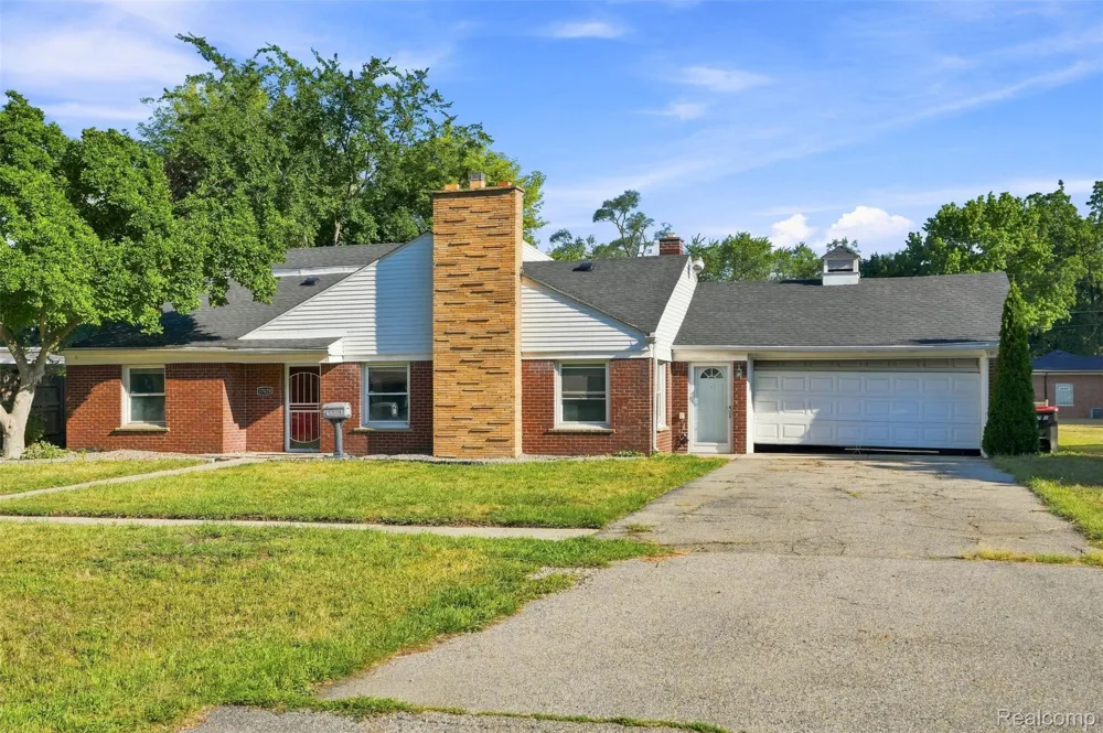 17620 Cornell Road Southfield City, MI 48075