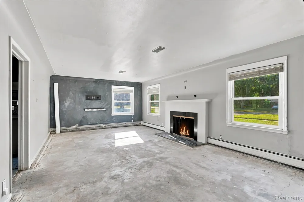 17620 Cornell Road Southfield City, MI 48075