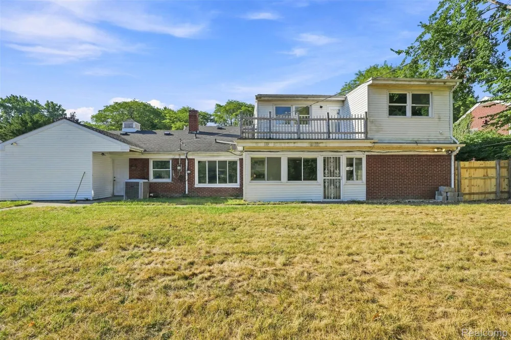 17620 Cornell Road Southfield City, MI 48075
