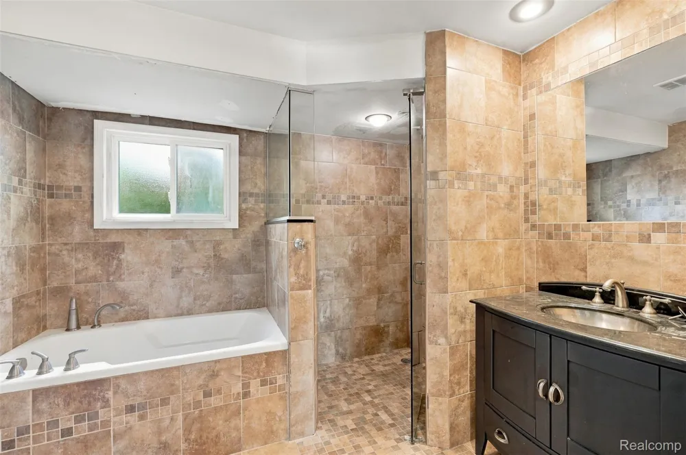 17620 Cornell Road Southfield City, MI 48075
