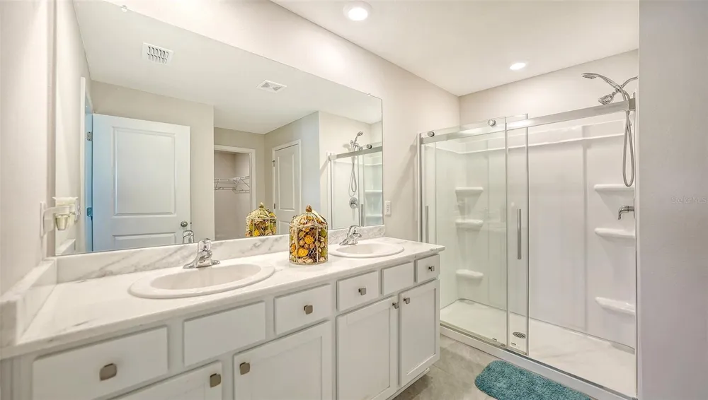 10402 CHARLOTTE DRIVE Parrish, FL 34219