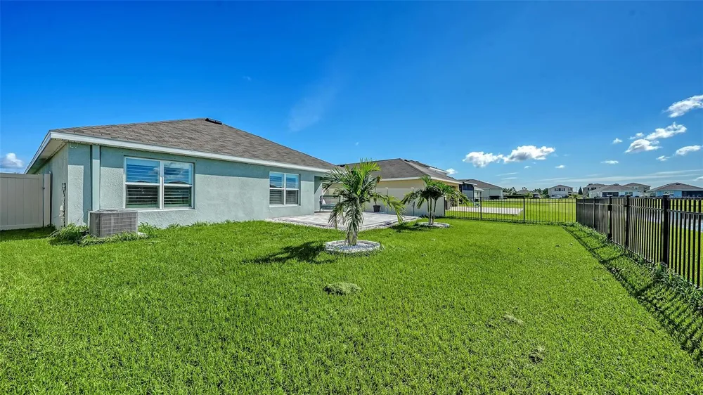 10402 CHARLOTTE DRIVE Parrish, FL 34219