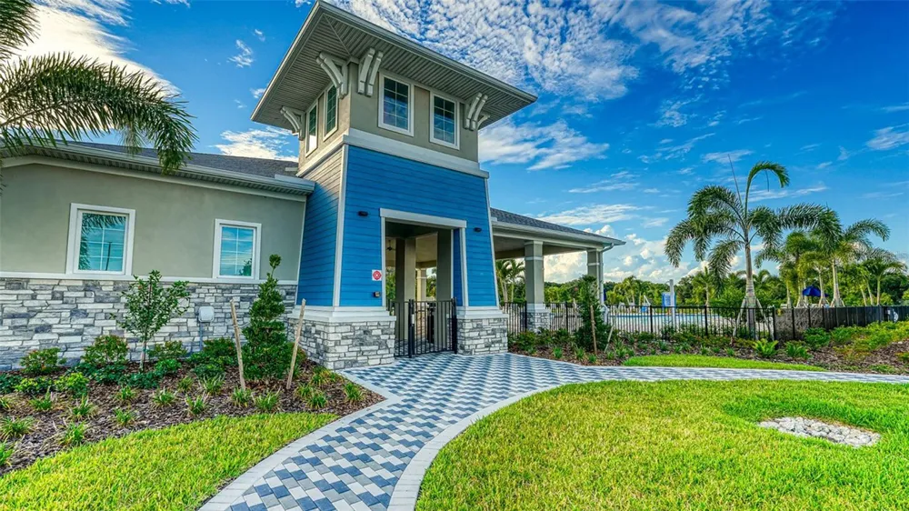 10402 CHARLOTTE DRIVE Parrish, FL 34219