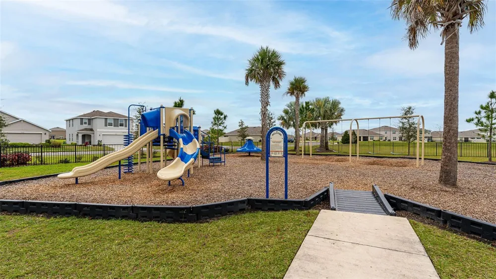 10402 CHARLOTTE DRIVE Parrish, FL 34219