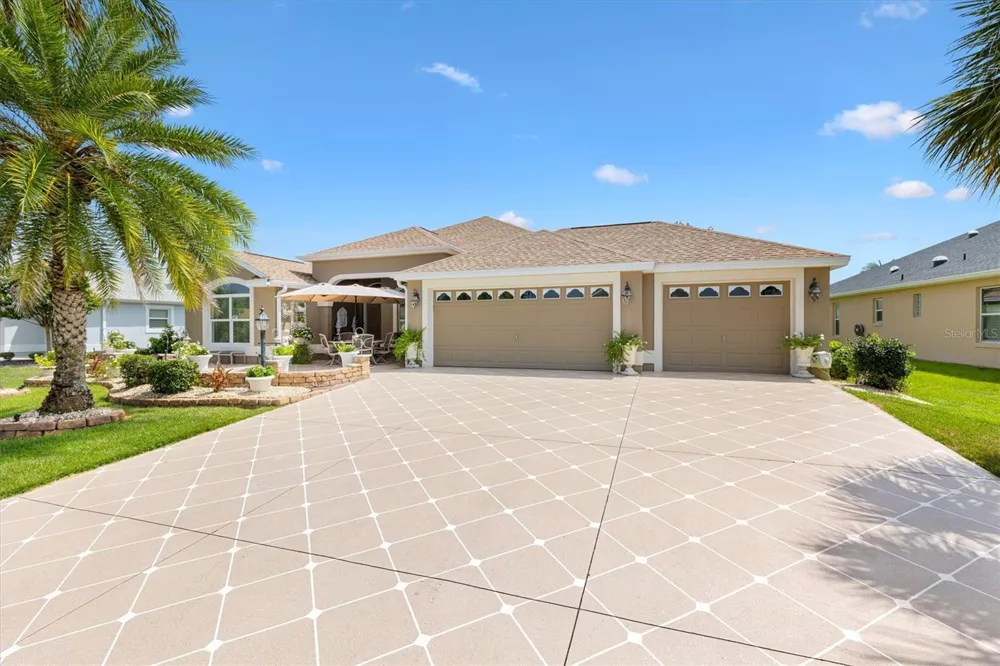 2493 BACHMAN PATH The Villages, FL 32162