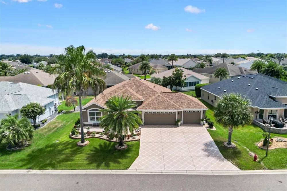 2493 BACHMAN PATH The Villages, FL 32162